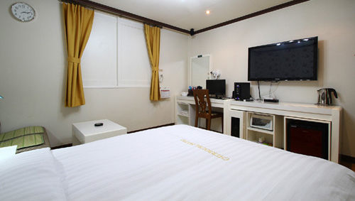 Cherbourg Hotel Τσεονάν Εξωτερικό φωτογραφία